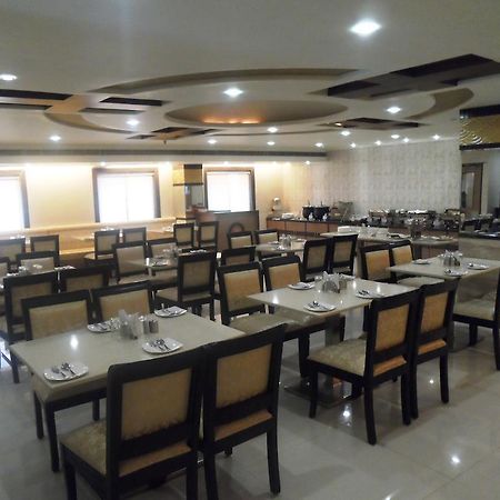 Poppys Anukula Residency ולורה מראה חיצוני תמונה
