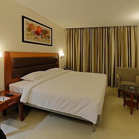 Poppys Anukula Residency ולורה מראה חיצוני תמונה